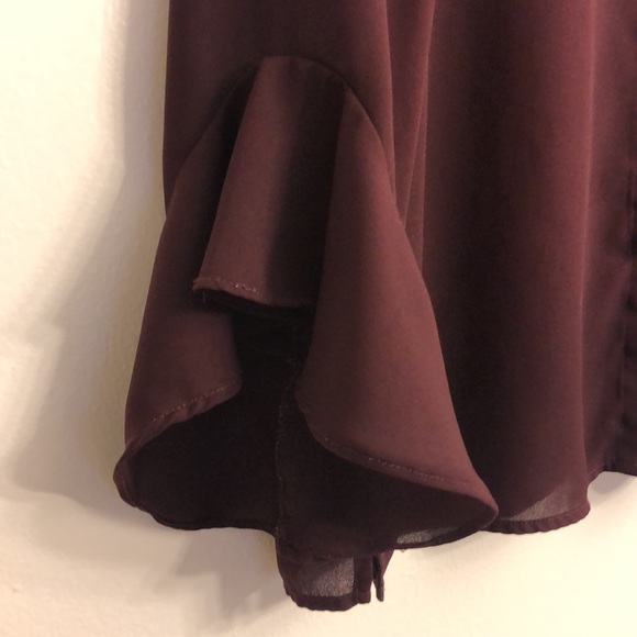 Banana Republic - sm maroon silky button-down w/billowy sleeves - Picture 5 of 7